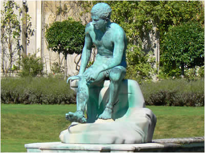 Holkham Thinker