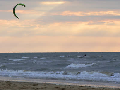Hunstanton Kite Surfing