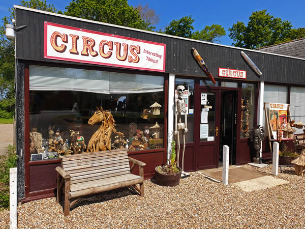 Circus Shop