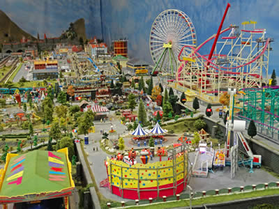 Model Theme Park
