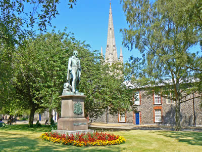 Wellington Statue