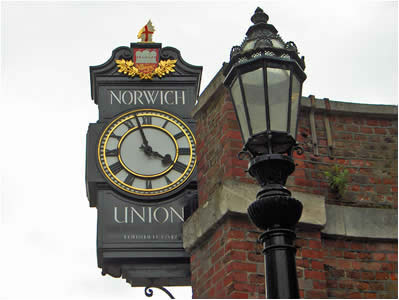 Norwich Union Clock
