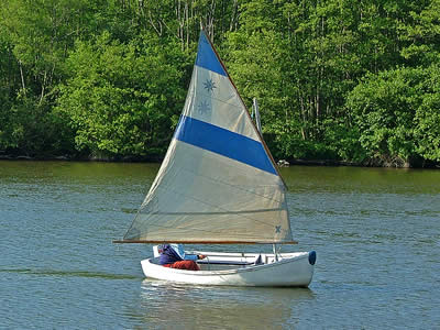 Sailing on Salhouse